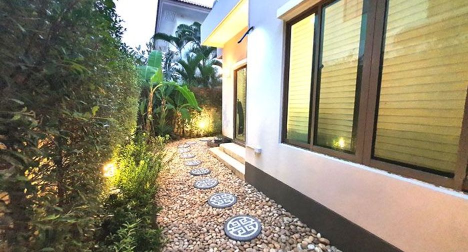 For sale 3 bedrooms house in Mueang Nonthaburi, Nonthaburi