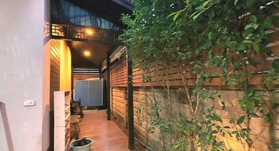 For sale 3 bedrooms house in Mueang Nonthaburi, Nonthaburi