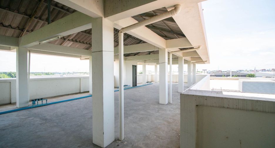 Apartamento en venta de 24 habitaciones en Khlong Luang, Pathum Thani