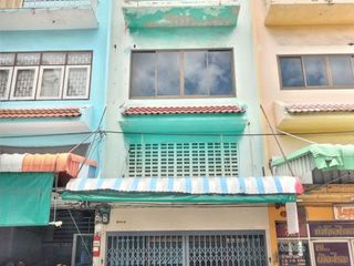 出售 4 卧室 商业空间 在 Rat Burana, 曼谷