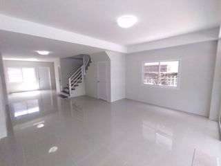 For sale 3 bed retail Space in Nong Khaem, Bangkok