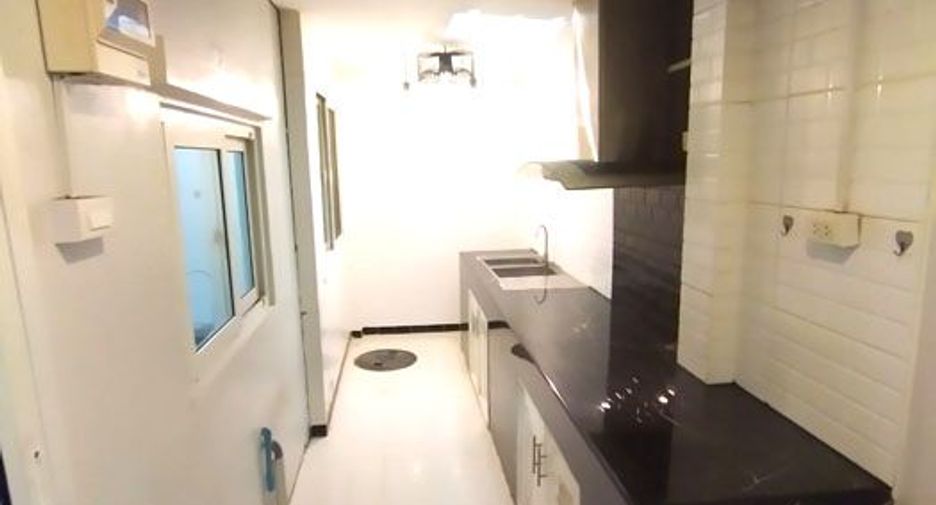 For sale 3 bedrooms house in Bang Bua Thong, Nonthaburi