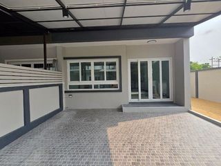 For sale 3 bed townhouse in Bang Bua Thong, Nonthaburi