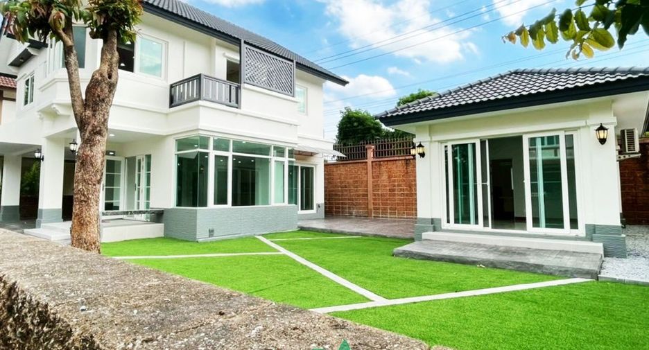 For sale 4 bed house in Pak Kret, Nonthaburi