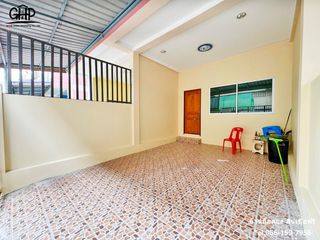 For sale 2 bed townhouse in Sam Phran, Nakhon Pathom