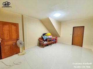 For sale 2 bed townhouse in Sam Phran, Nakhon Pathom