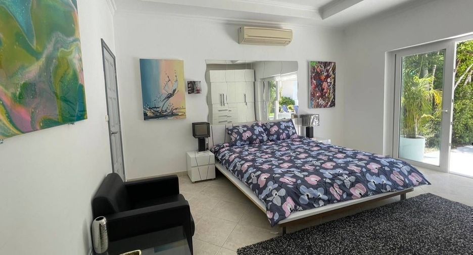 For rent and for sale 12 bedrooms villa in Bang Lamung, Chonburi