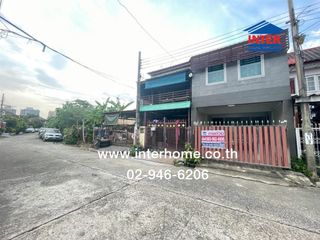 For sale 4 bed townhouse in Bang Bua Thong, Nonthaburi