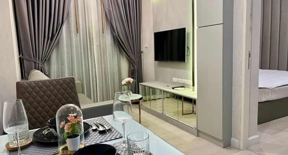 For rent and for sale 1 bed condo in Watthana, Bangkok