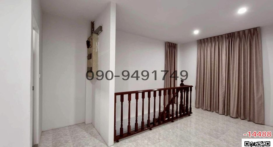 Casa en alquiler de 5 habitaciones en Min Buri, Bangkok