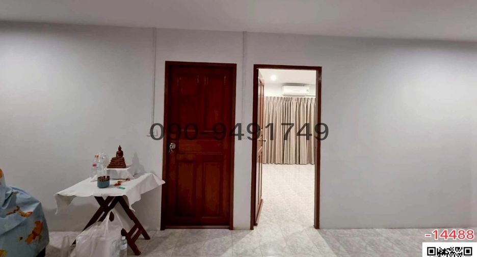 Casa en alquiler de 5 habitaciones en Min Buri, Bangkok