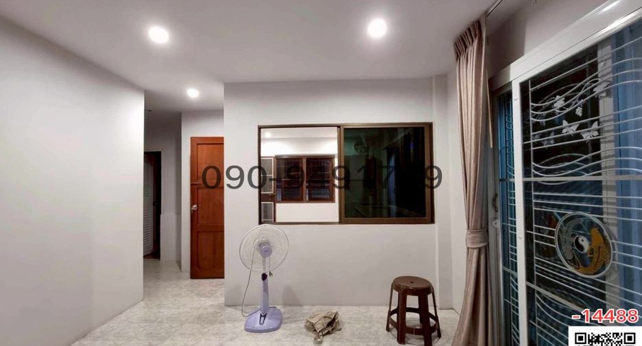 Casa en alquiler de 5 habitaciones en Min Buri, Bangkok