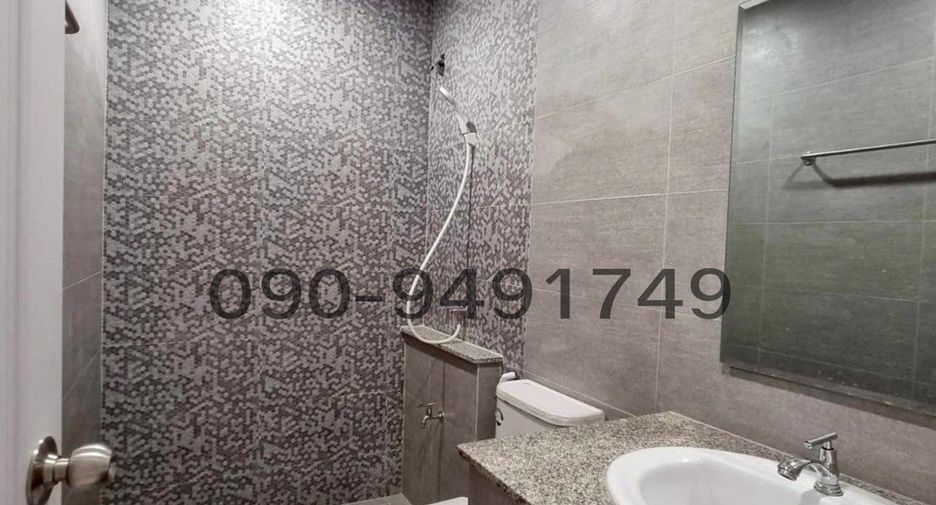 Casa en alquiler de 5 habitaciones en Min Buri, Bangkok