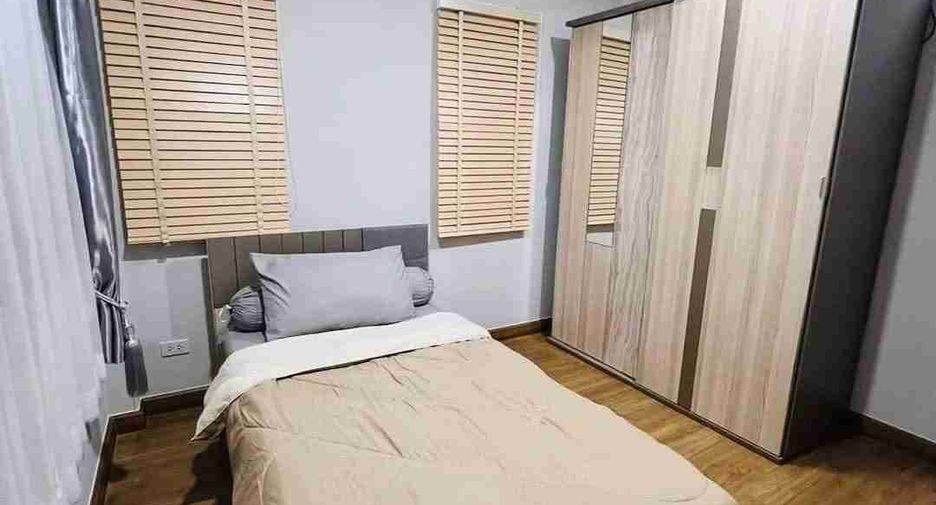 For sale 4 bedrooms house in Lat Krabang, Bangkok