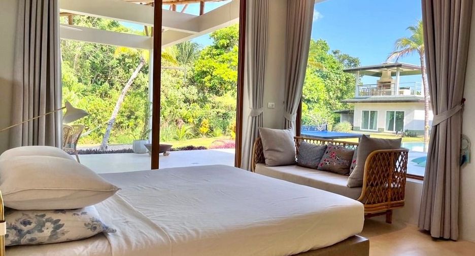 For sale 5 bedrooms villa in Mueang Krabi, Krabi