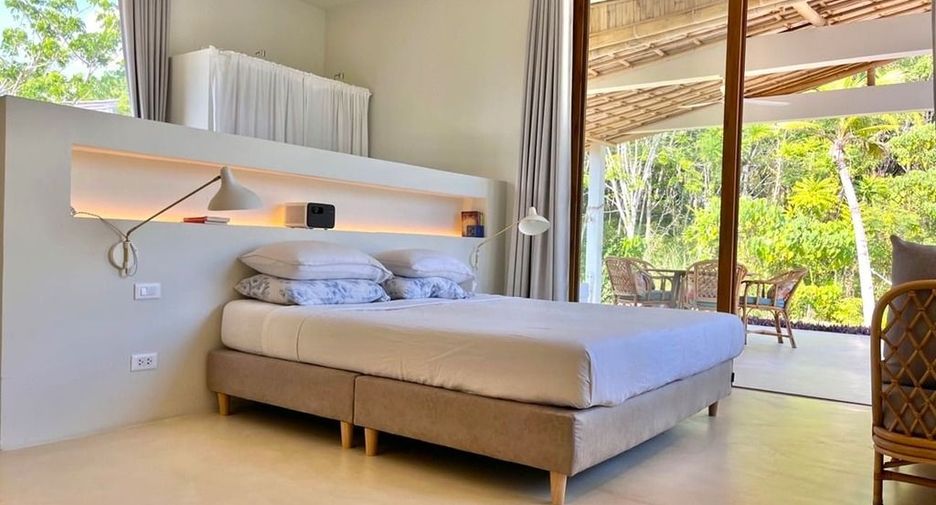 For sale 5 bedrooms villa in Mueang Krabi, Krabi