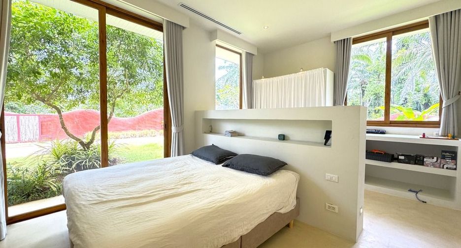For sale 5 bedrooms villa in Mueang Krabi, Krabi