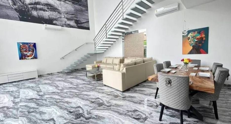 For rent and for sale 6 bedrooms villa in Bang Lamung, Chonburi
