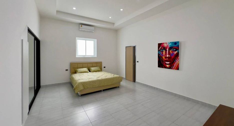 For rent and for sale 6 bedrooms villa in Bang Lamung, Chonburi