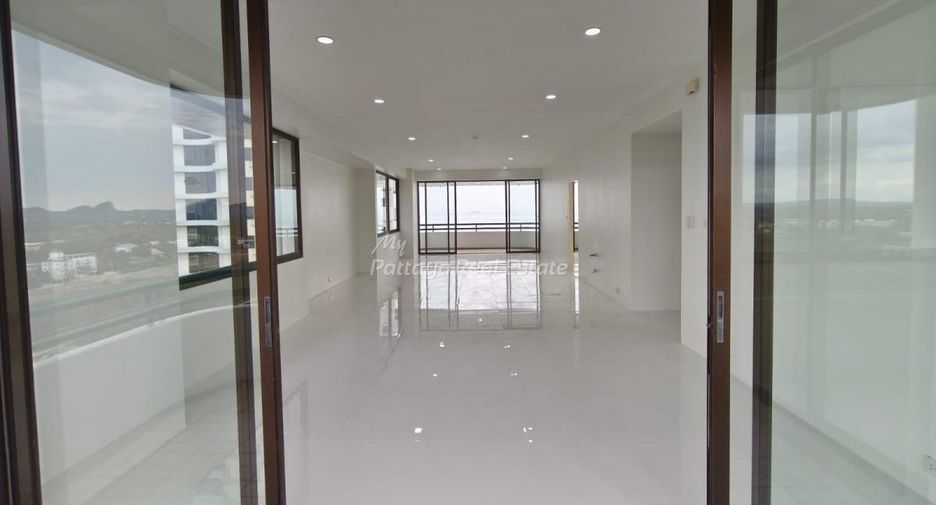 Condo en venta de 2 habitaciones en Sattahip, Chonburi