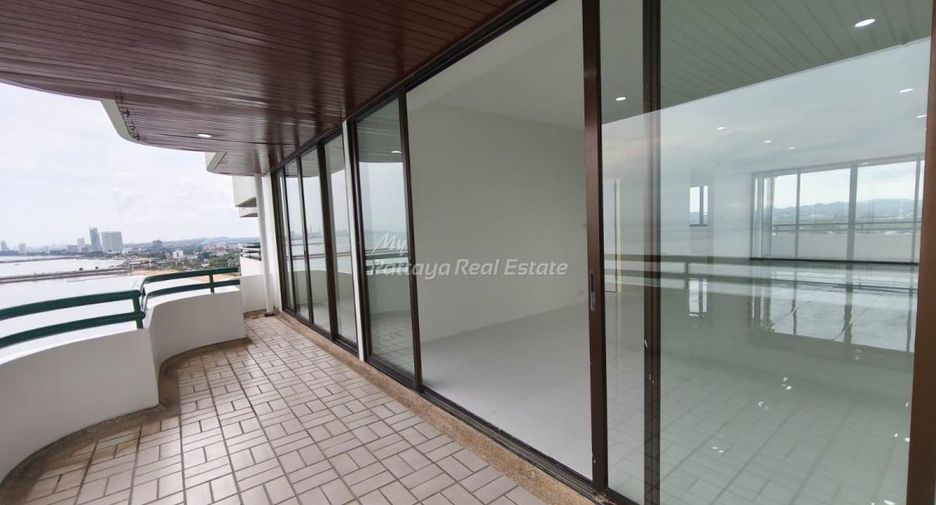 Condo en venta de 2 habitaciones en Sattahip, Chonburi