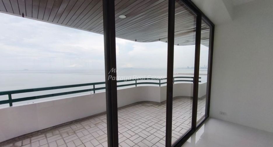 Condo en venta de 2 habitaciones en Sattahip, Chonburi