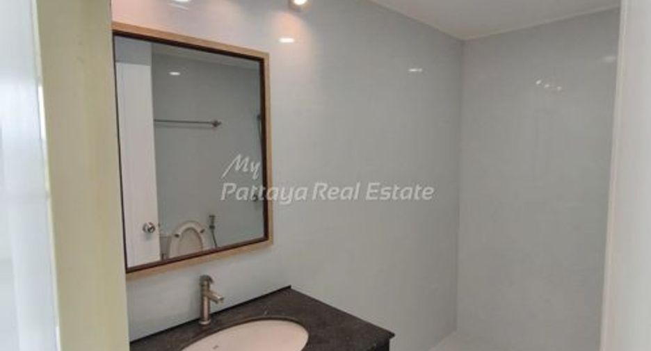 Condo en venta de 2 habitaciones en Sattahip, Chonburi