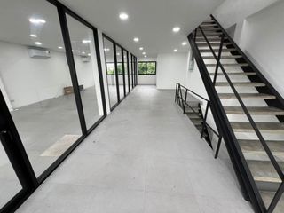 For rent 3 Beds office in Bang Na, Bangkok
