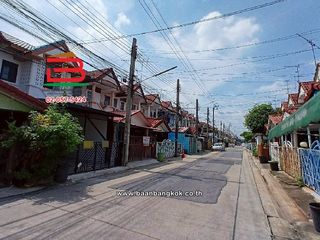 For sale 2 bed townhouse in Sai Mai, Bangkok