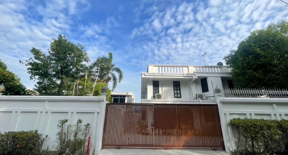 For sale land in Mueang Samut Prakan, Samut Prakan
