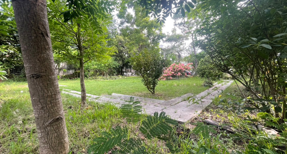For sale land in Mueang Samut Prakan, Samut Prakan