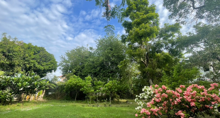 For sale land in Mueang Samut Prakan, Samut Prakan