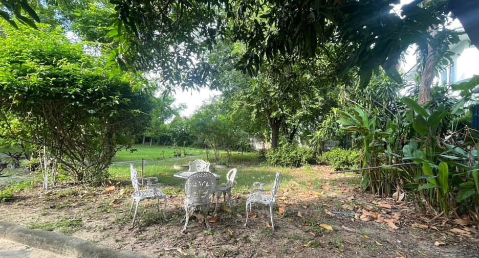 For sale land in Mueang Samut Prakan, Samut Prakan