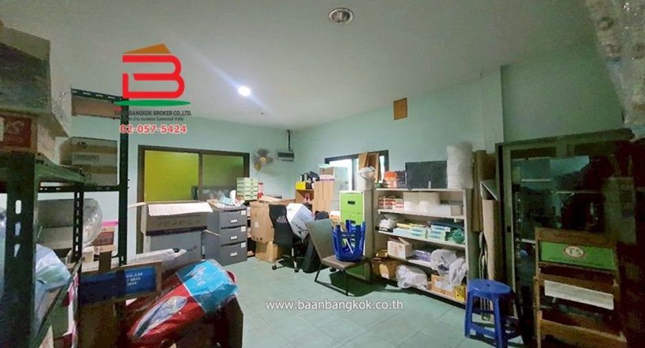 出租 5 卧室 独立屋 在 Min Buri, 曼谷