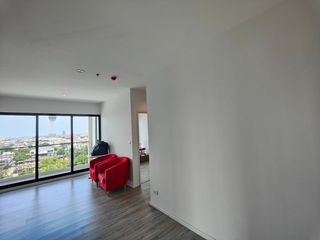 For sale 3 bed condo in Mueang Samut Prakan, Samut Prakan