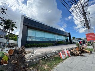 For rent retail Space in Mueang Samut Prakan, Samut Prakan