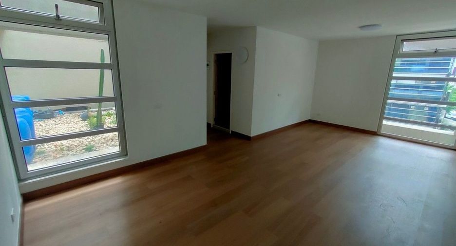 For sale 2 ベッドルーム condo in Pak Kret, Nonthaburi