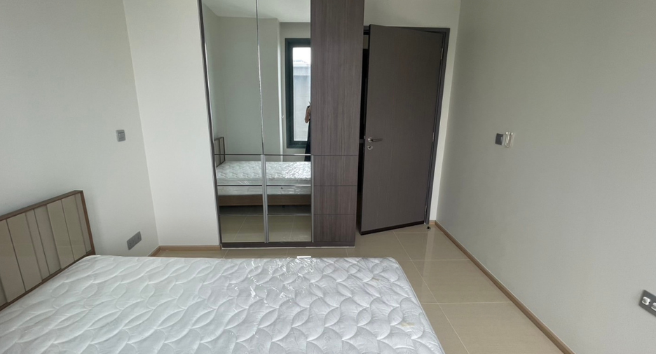 À louer 3 chambres condo à Khlong Toei, Bangkok