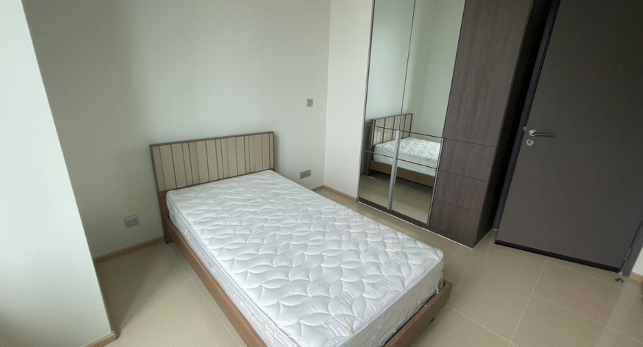 À louer 3 chambres condo à Khlong Toei, Bangkok