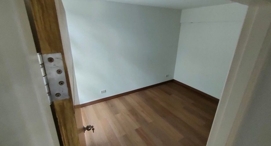 For sale 2 bedrooms condo in Pak Kret, Nonthaburi