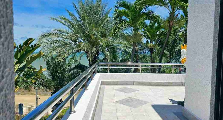 For sale 3 bedrooms condo in Bang Lamung, Chonburi