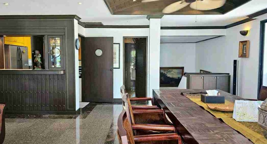 For sale 3 bedrooms condo in Bang Lamung, Chonburi