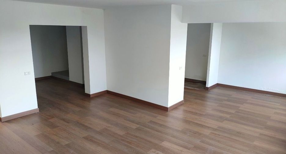 For sale 2 bedrooms condo in Pak Kret, Nonthaburi