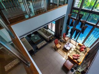 For sale 5 bed villa in Watthana, Bangkok
