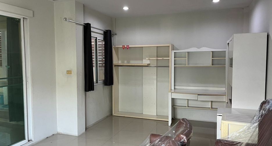 À vendre studio maison à Min Buri, Bangkok