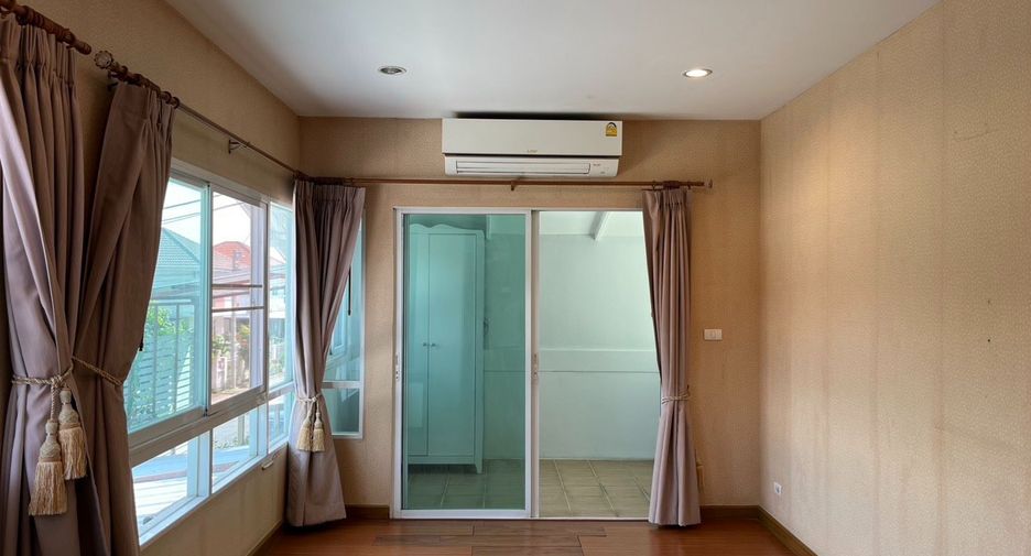 À vendre studio maison à Min Buri, Bangkok