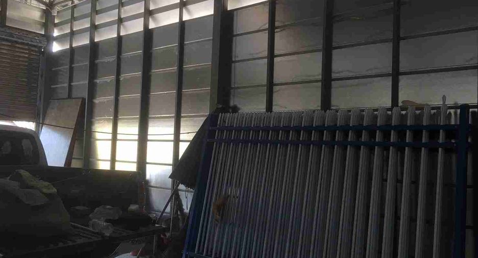 Almacén en alquiler y en venta en Lat Lum Kaeo, Pathum Thani