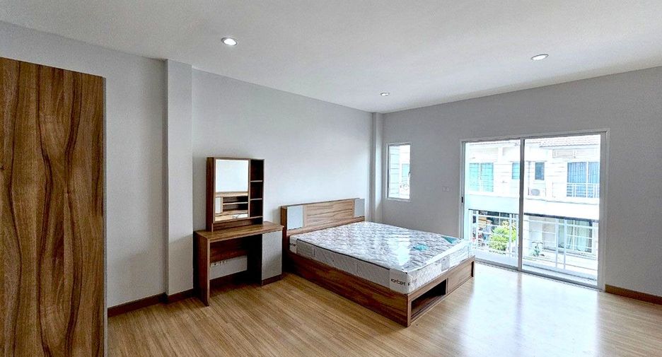 For sale 3 bedrooms townhouse in Bang Yai, Nonthaburi