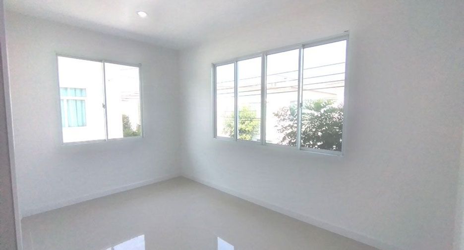 Reihenhaus zum Kauf mit 3 Zimmer in Bang Khae, Bangkok