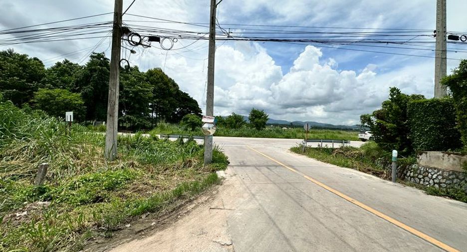 Grundstück zum Kauf in Si Racha, Chonburi